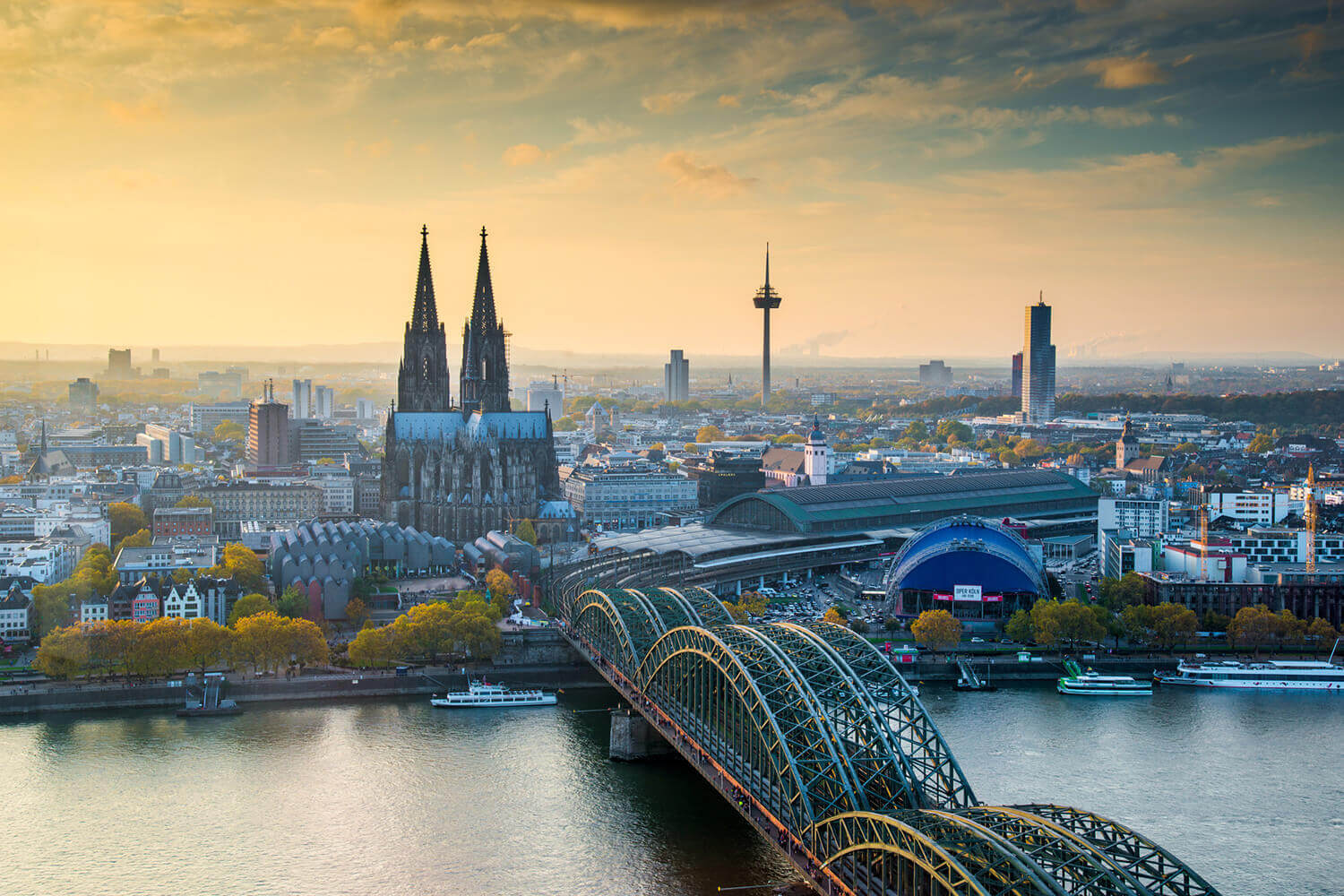 Models, Komparsen und Creator für Produktionen in Köln – FAMEONME Casting